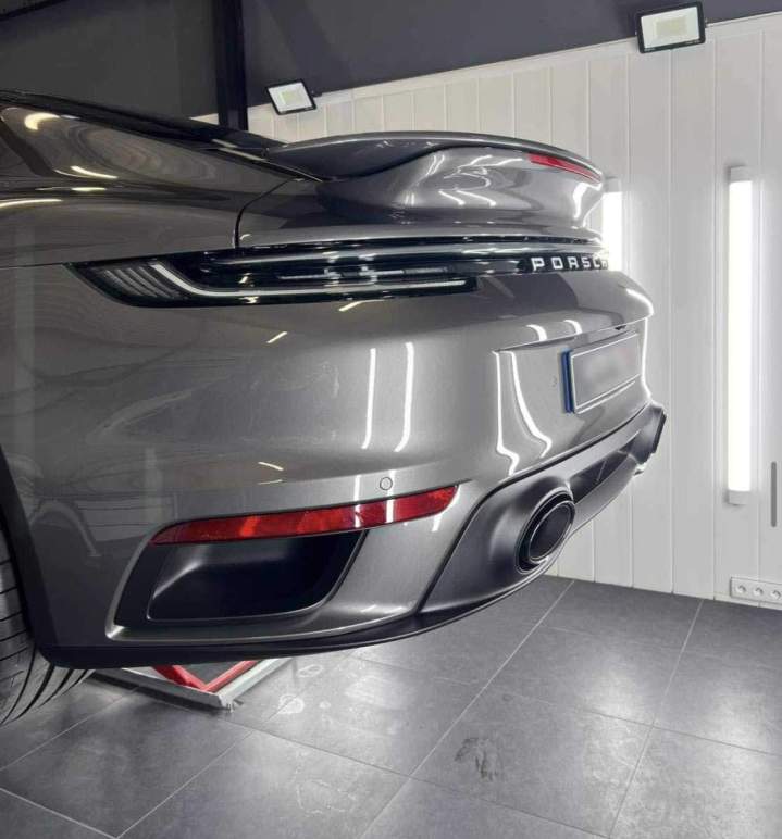 Relooking Porsche 992 Saint-Fargeau-Ponthierry