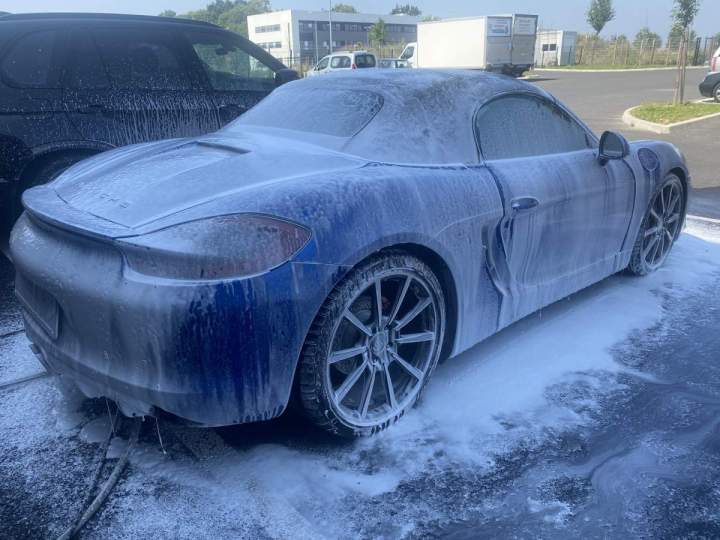 Des techniques avancées en nettoyage auto Saint-Fargeau-Ponthierry